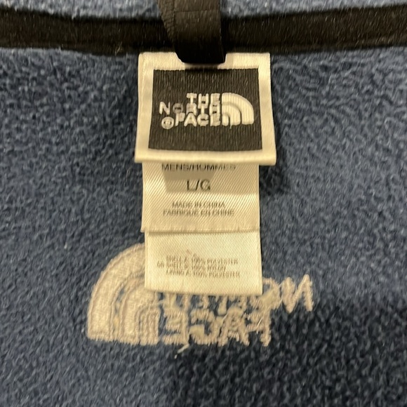 Men’s North Face full-zip fleece jacket - Picture 4 of 6